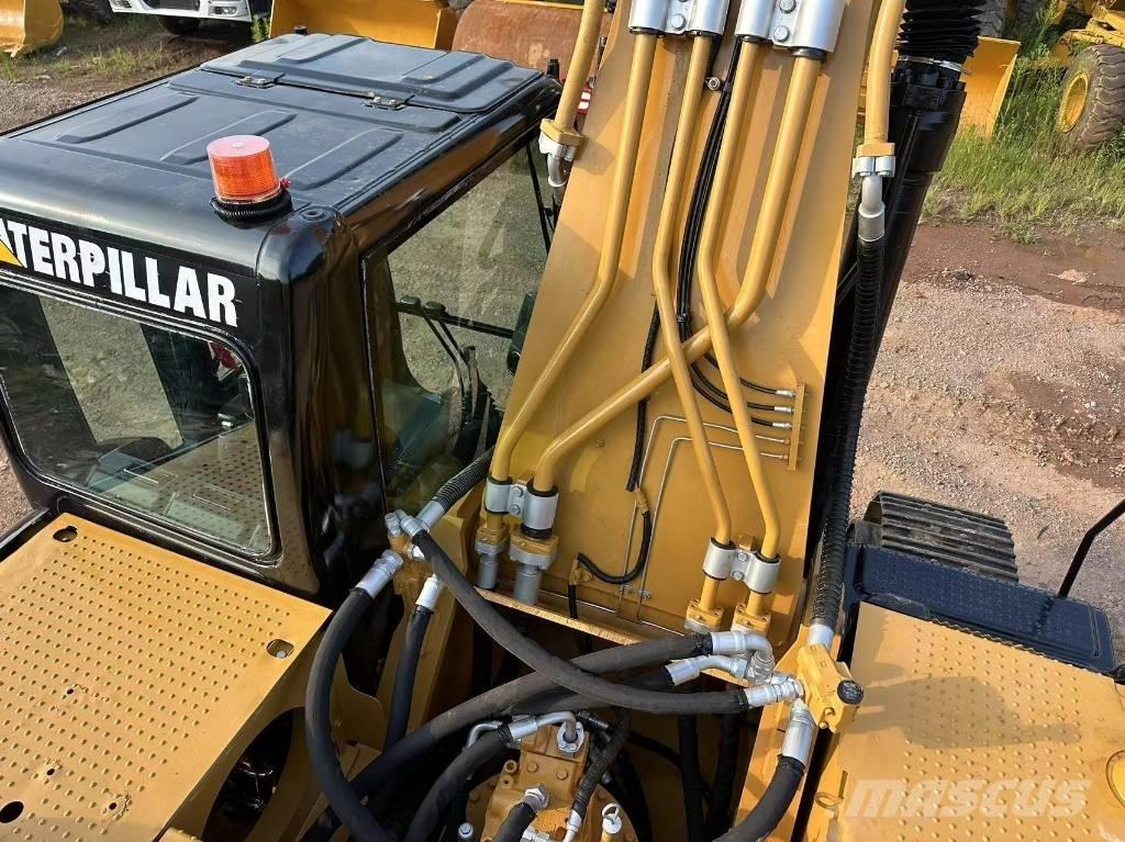 CAT 330D Rupsgraafmachines