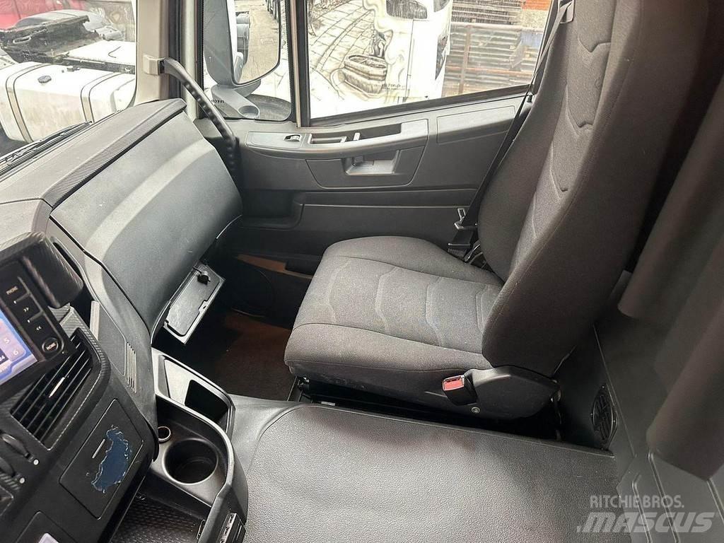 Iveco Stralis 460 Chassis met cabine