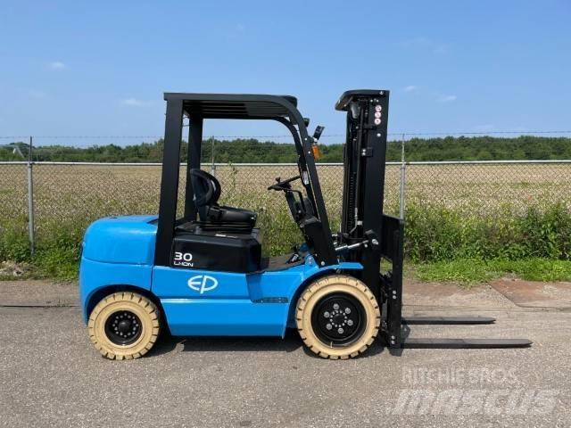 EP EFL302 | 3T | LI-ION Elektrische heftrucks