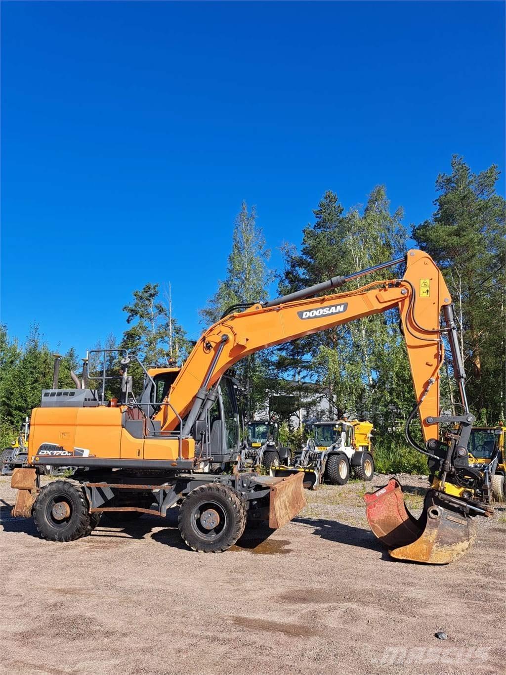 Doosan DX170W-5 Wielgraafmachines