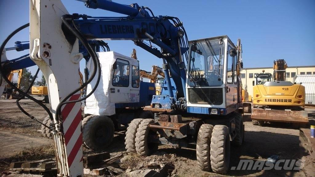 Liebherr A900 Wielgraafmachines