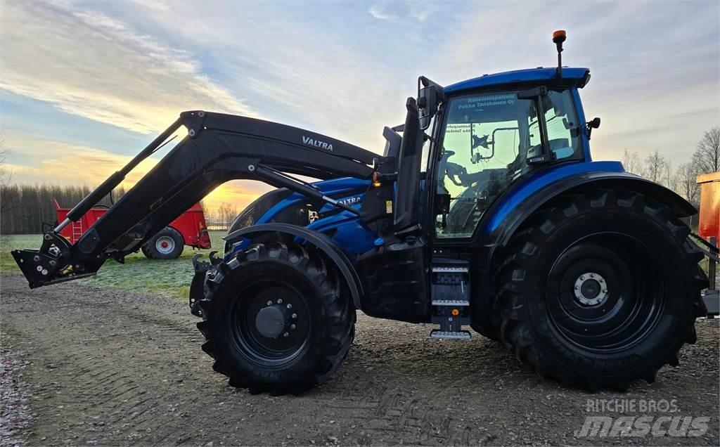 Valtra T175e Versu Tractoren