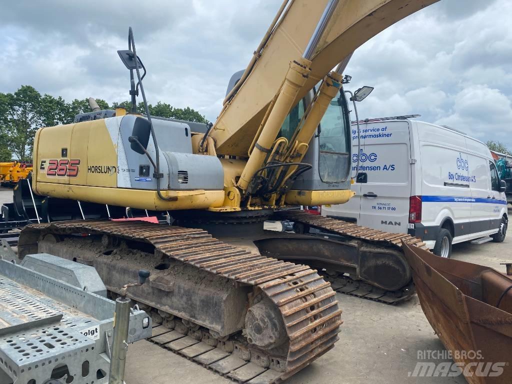 New Holland E 265 Rupsgraafmachines