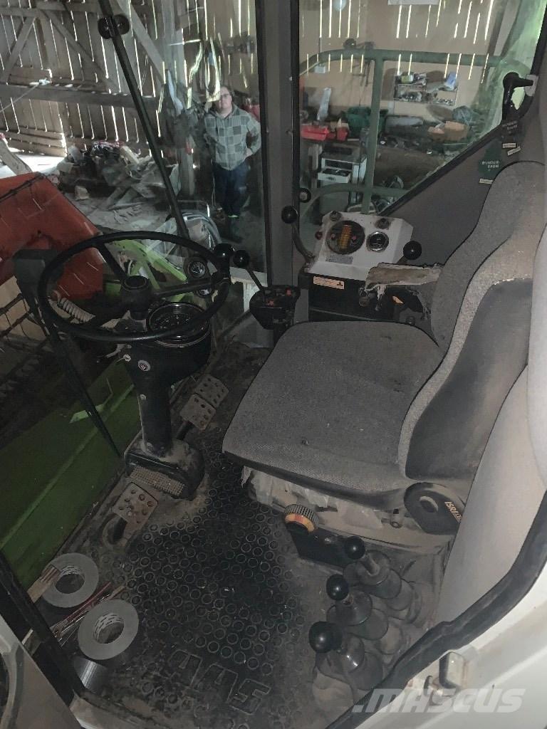 CLAAS Dominator 68 S Maaidorsmachines