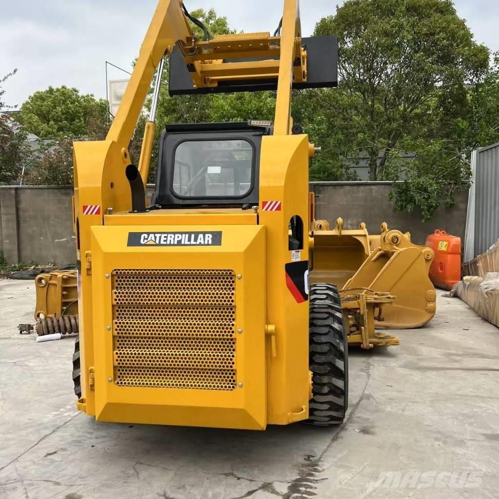 CAT 246 B Miniladers
