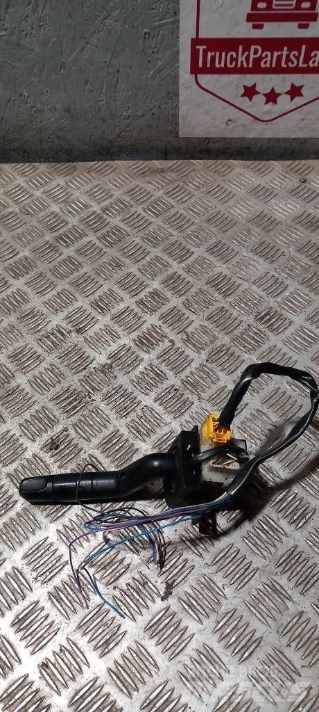 Scania R 440   1542529 Cabine en interieur
