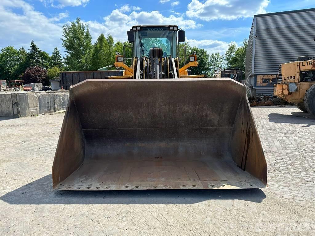 Volvo L180F Wielladers