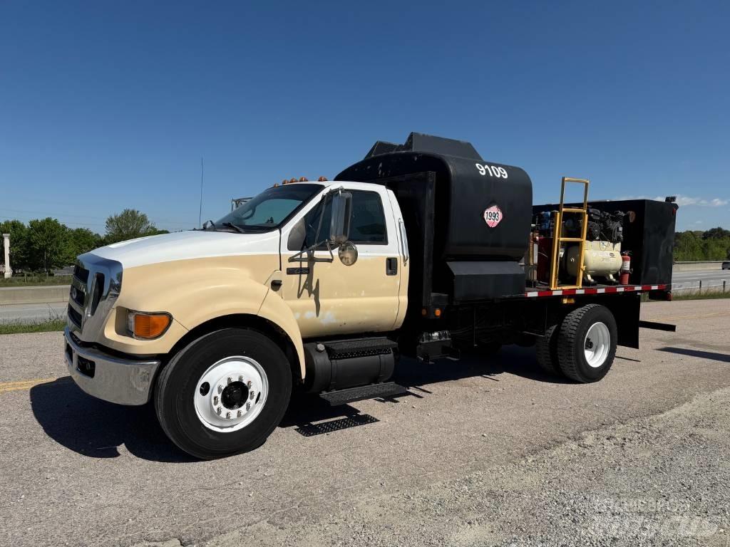 Ford F 750 XLT Onderhoud voertuigen