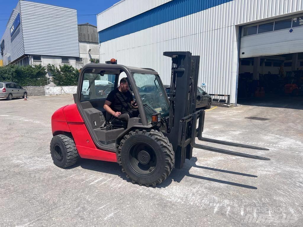 Manitou MH 25.4 T Vorkheftruck voor zwaar terrein