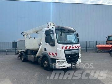 DAF LF 220 Ruthmann Vlakke laadvloer met kraan