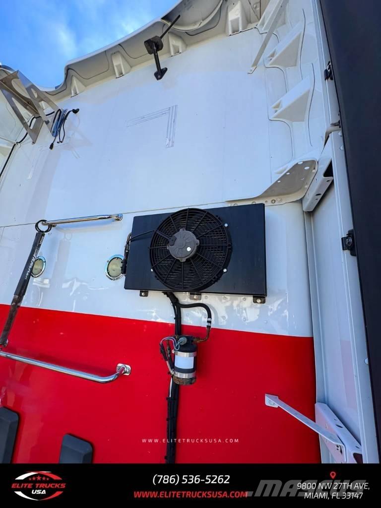 Kenworth T600 Trekkers