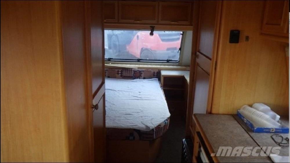 LMC 450 D Kampeerwagens en caravans