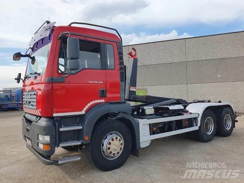 MAN TGA 28.390 Vrachtwagen met containersysteem