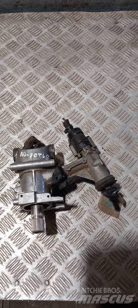 Scania 94 D.    1381796 Cabine en interieur