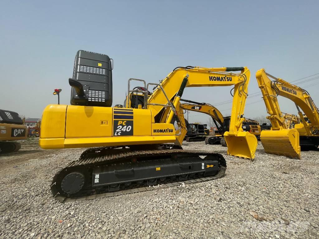 Komatsu PC 240 LC Rupsgraafmachines