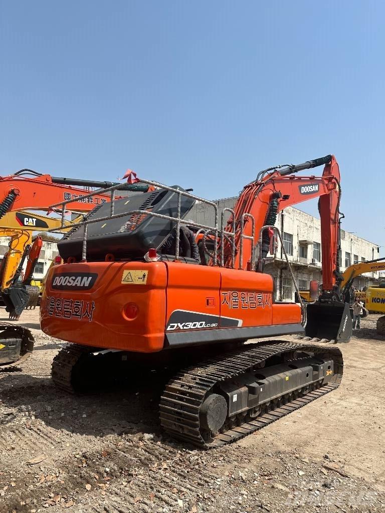 Doosan DX 300 Midigraafmachines 7t - 12t