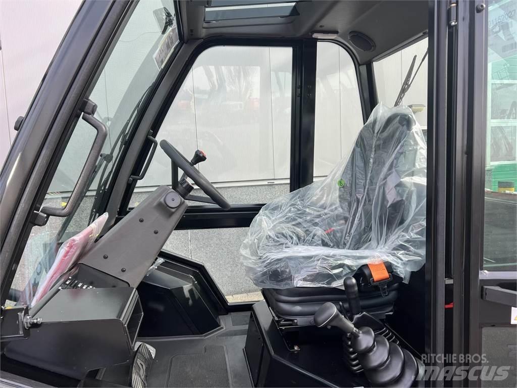Manitou M30-4 Vorkheftruck voor zwaar terrein