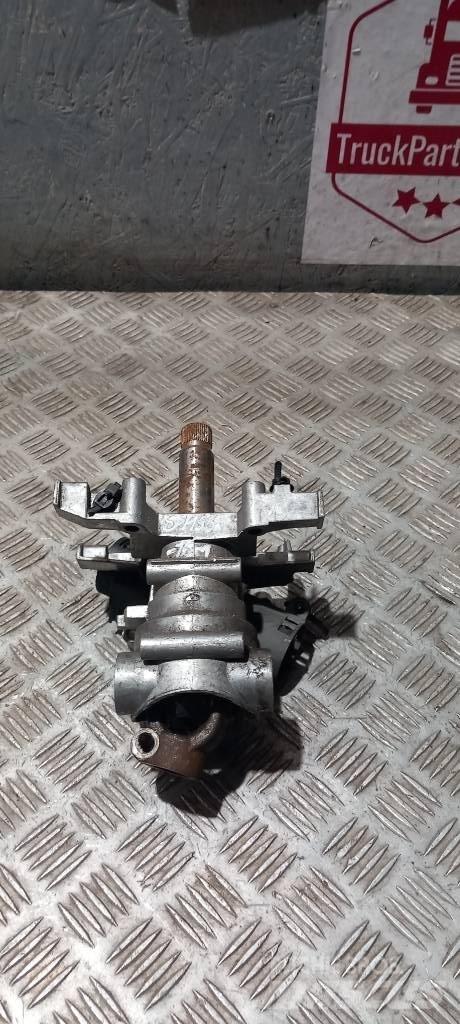 Scania R 420   1421785 Cabine en interieur
