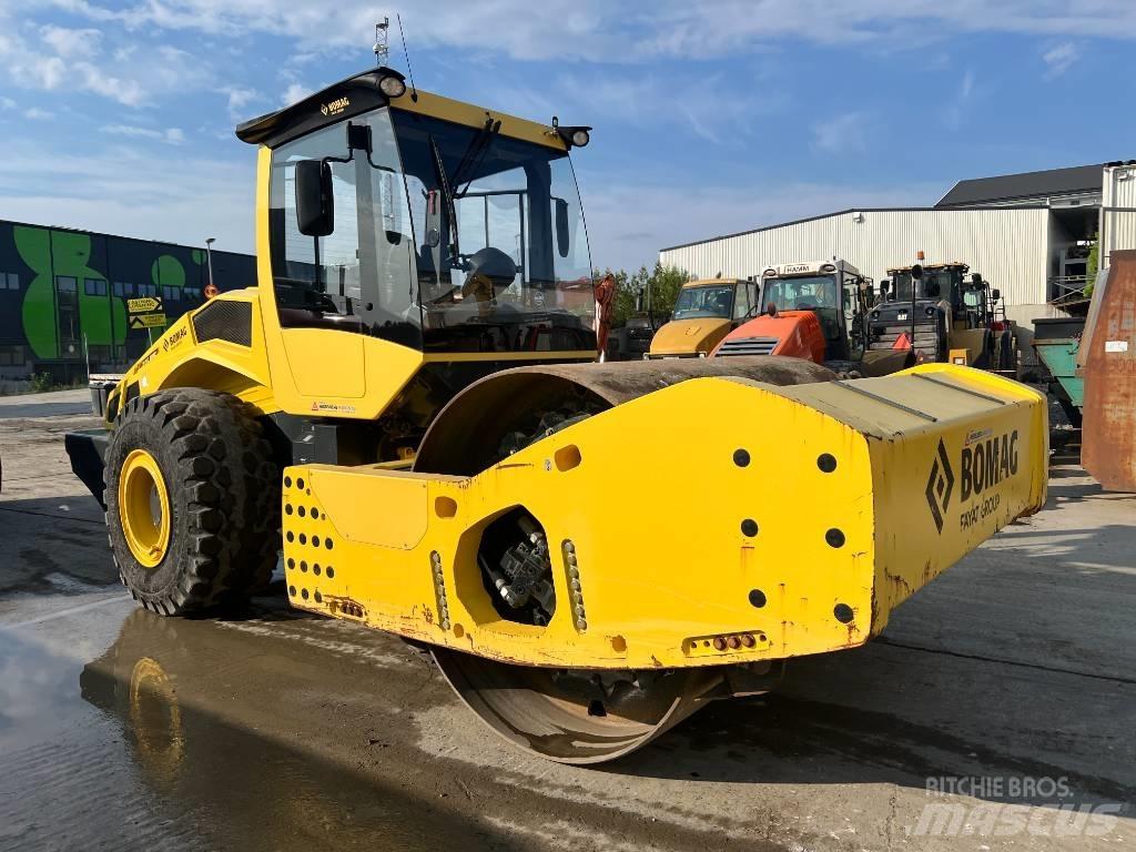 Bomag BW 226 BVC-5 Trilrolwalsen