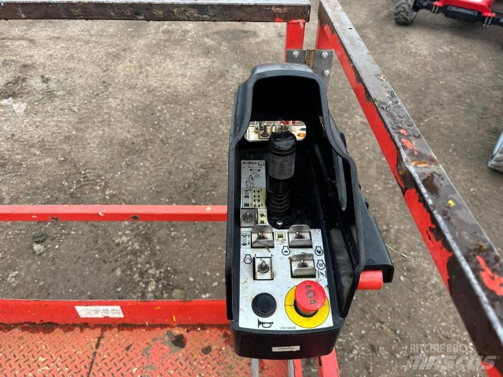 SkyJack SJ 6832 RT Schaarhoogwerkers