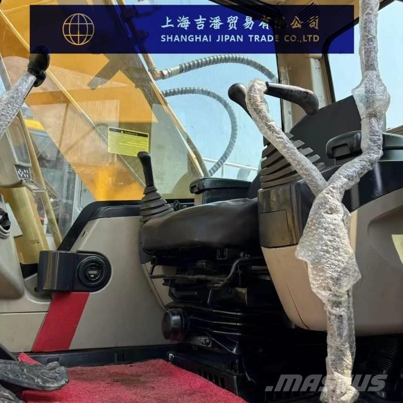 CAT 318 Rupsgraafmachines