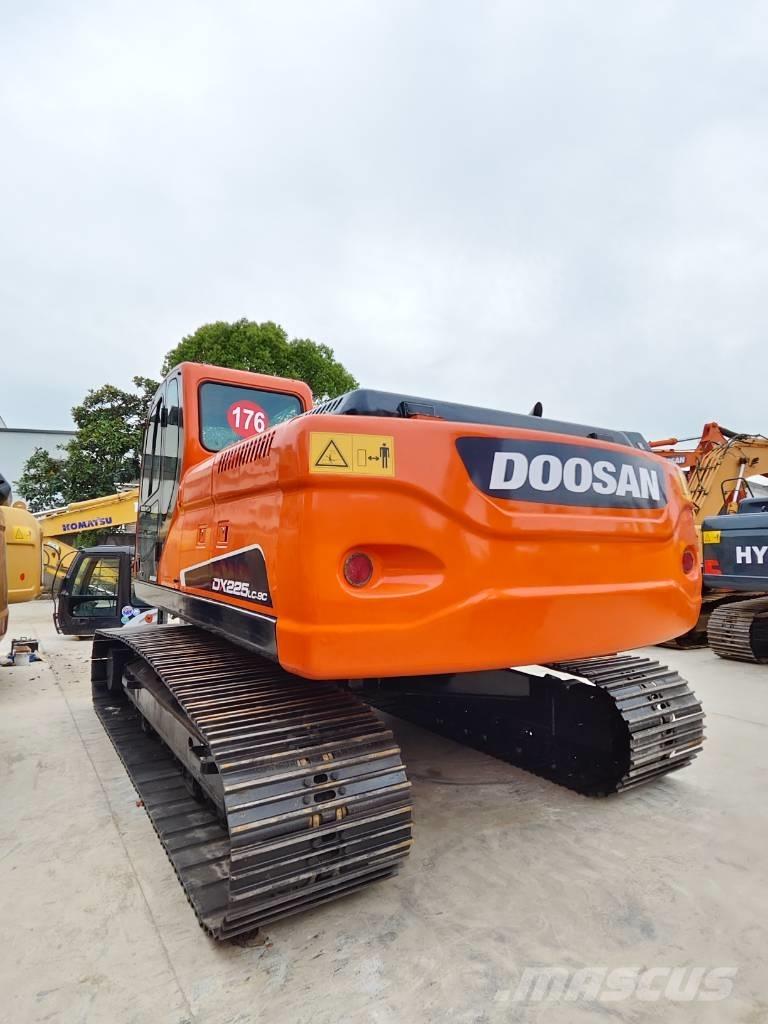 Doosan DX 225 LC-9C Rupsgraafmachines