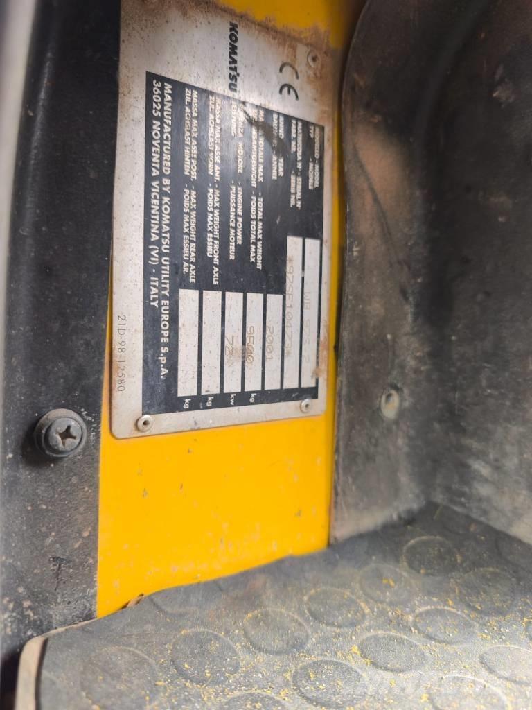 Komatsu WB 97 S-2 Graaf-laadcombinaties