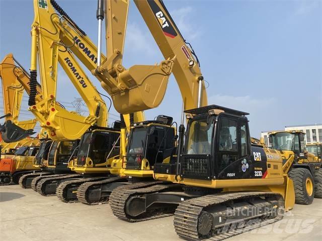 CAT 323 D L Rupsgraafmachines