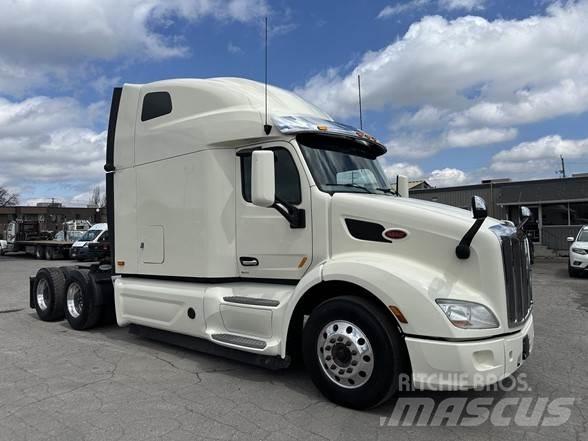 Peterbilt 579 Trekkers