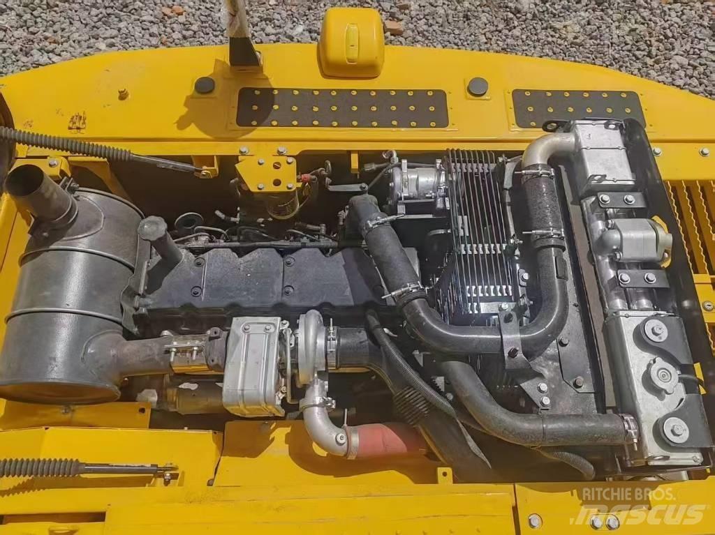 Komatsu 200-8 Rupsgraafmachines