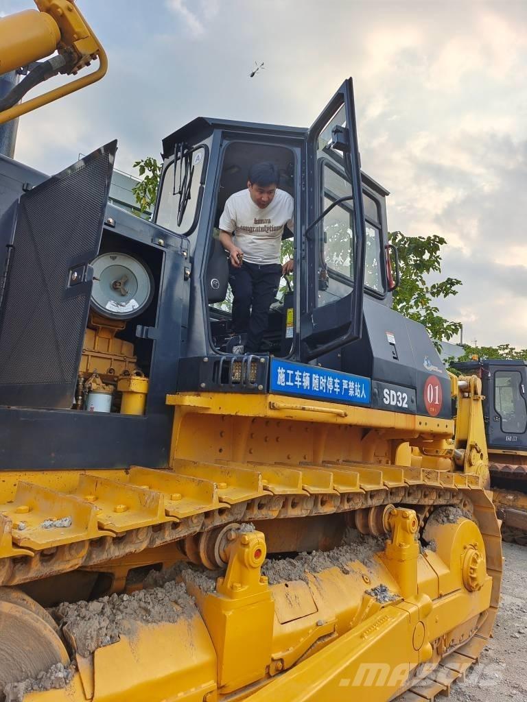 Shantui SD 32 Rupsdozers
