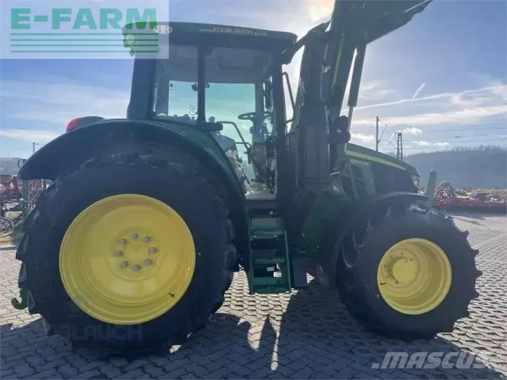 John Deere 6100m Tractoren