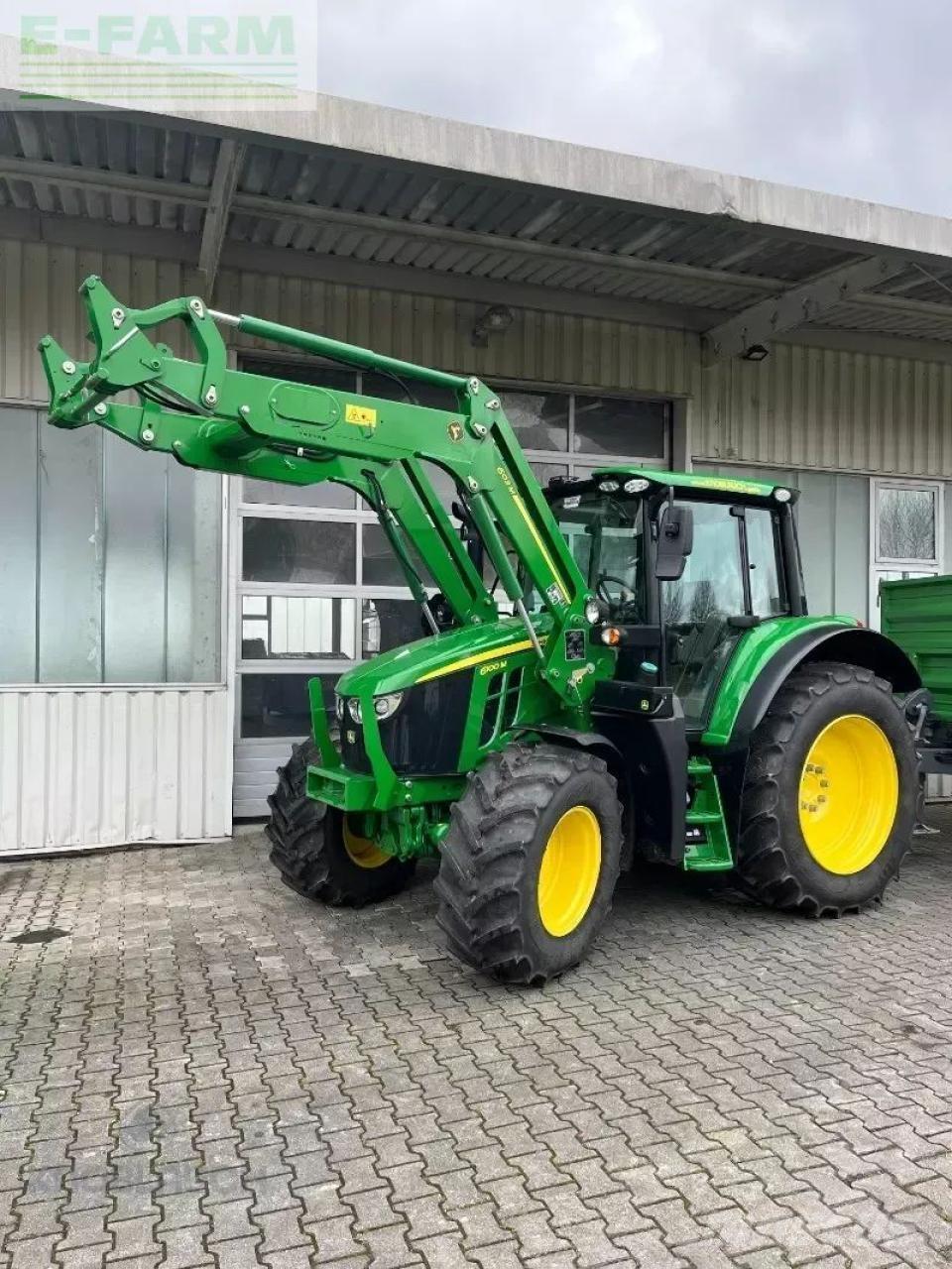 John Deere 6100m Tractoren
