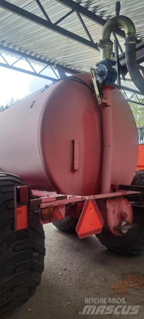 Livakka 12,5 m3+PK Mesttank