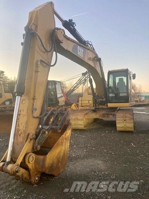 CAT 320 D Rupsgraafmachines