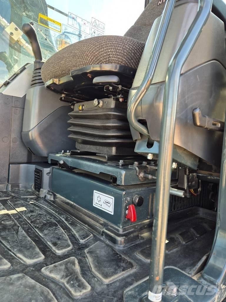 Hyundai HX 235 ALCR Rupsgraafmachines