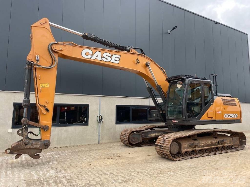 CASE CX 250 D Rupsgraafmachines