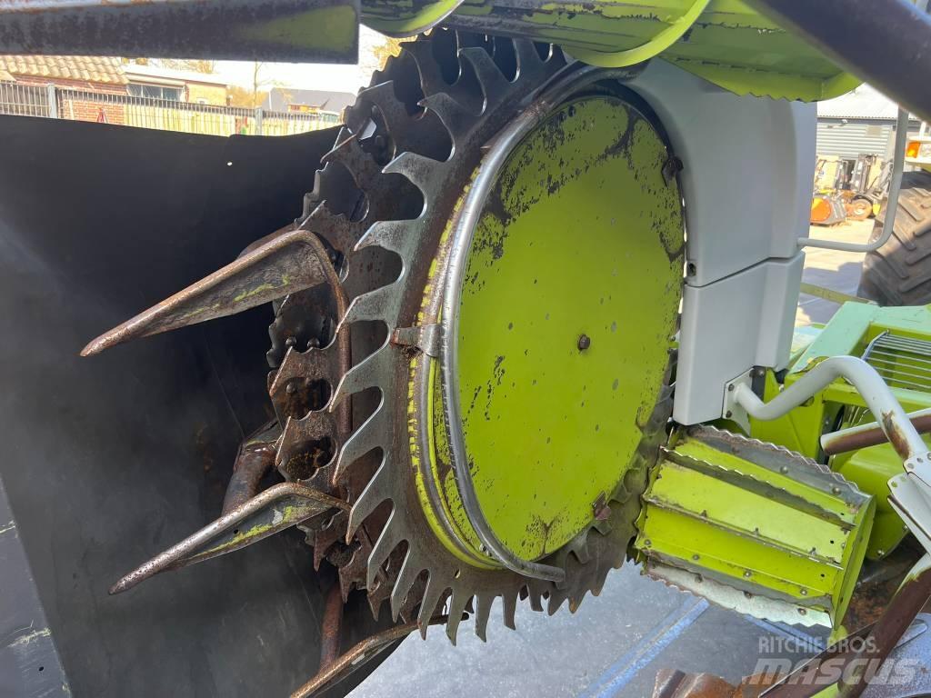 CLAAS RU 450 Xtra Zelfrijdende veldhakselaars