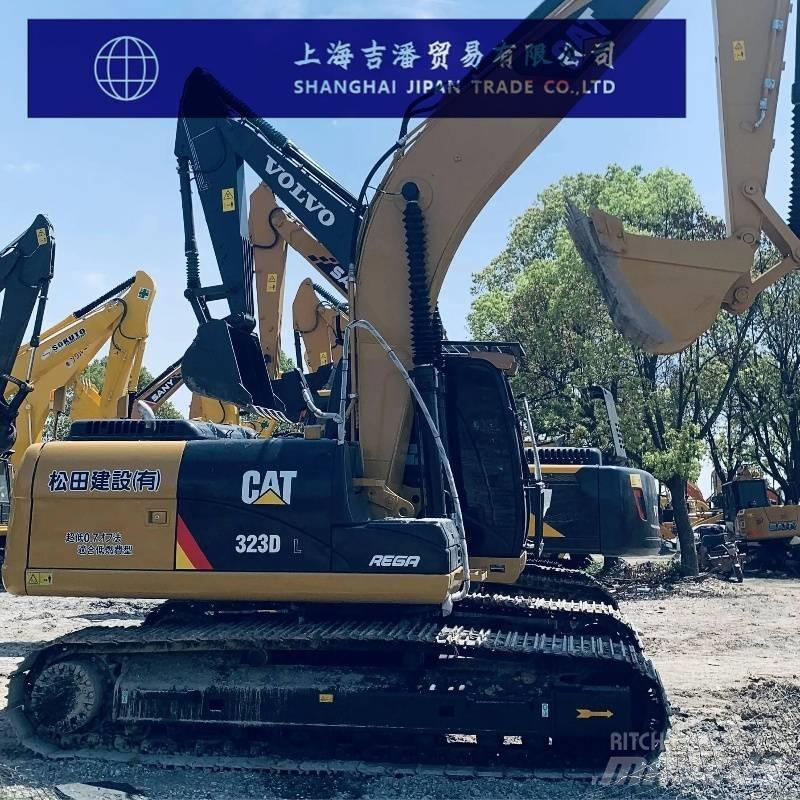 CAT 323 D Rupsgraafmachines