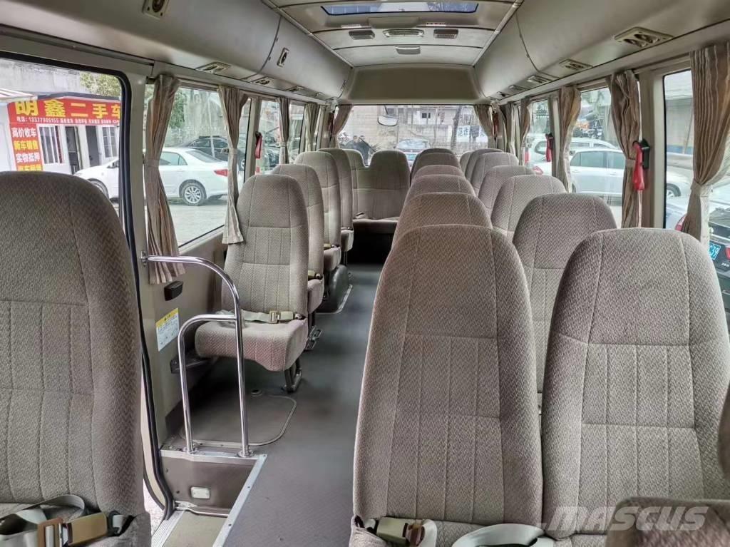 Toyota Coaster Bus Minibussen