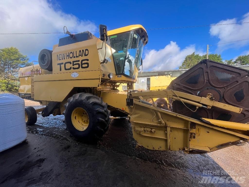 New Holland TC 56 H Maaidorsmachines