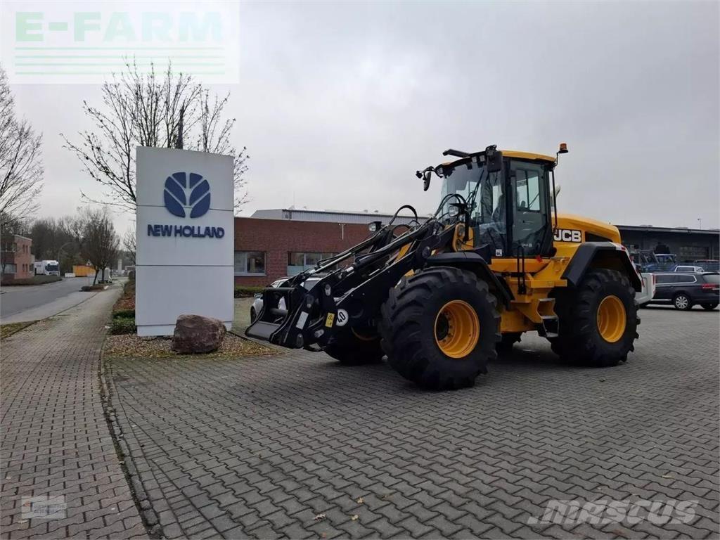 JCB 427 agri Minigraafmachines < 7t