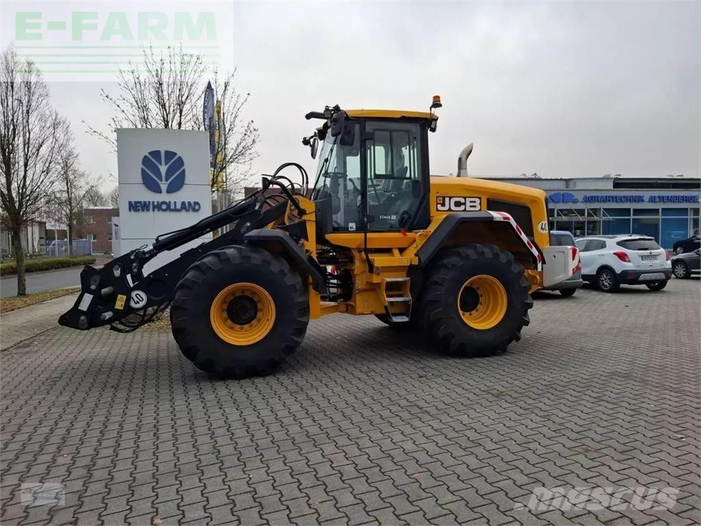 JCB 427 agri Minigraafmachines < 7t