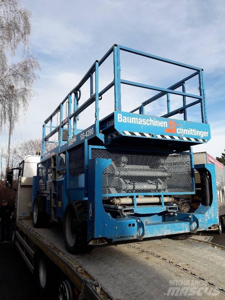 Genie GS 4390 RT Schaarhoogwerkers