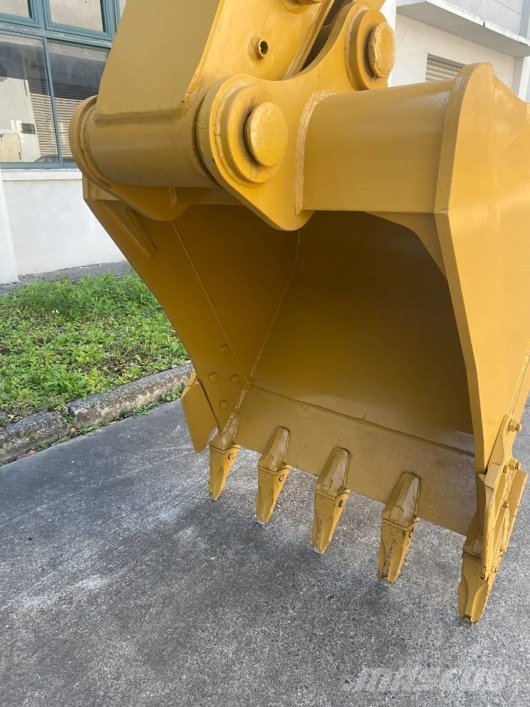 CAT 320 GC Rupsgraafmachines