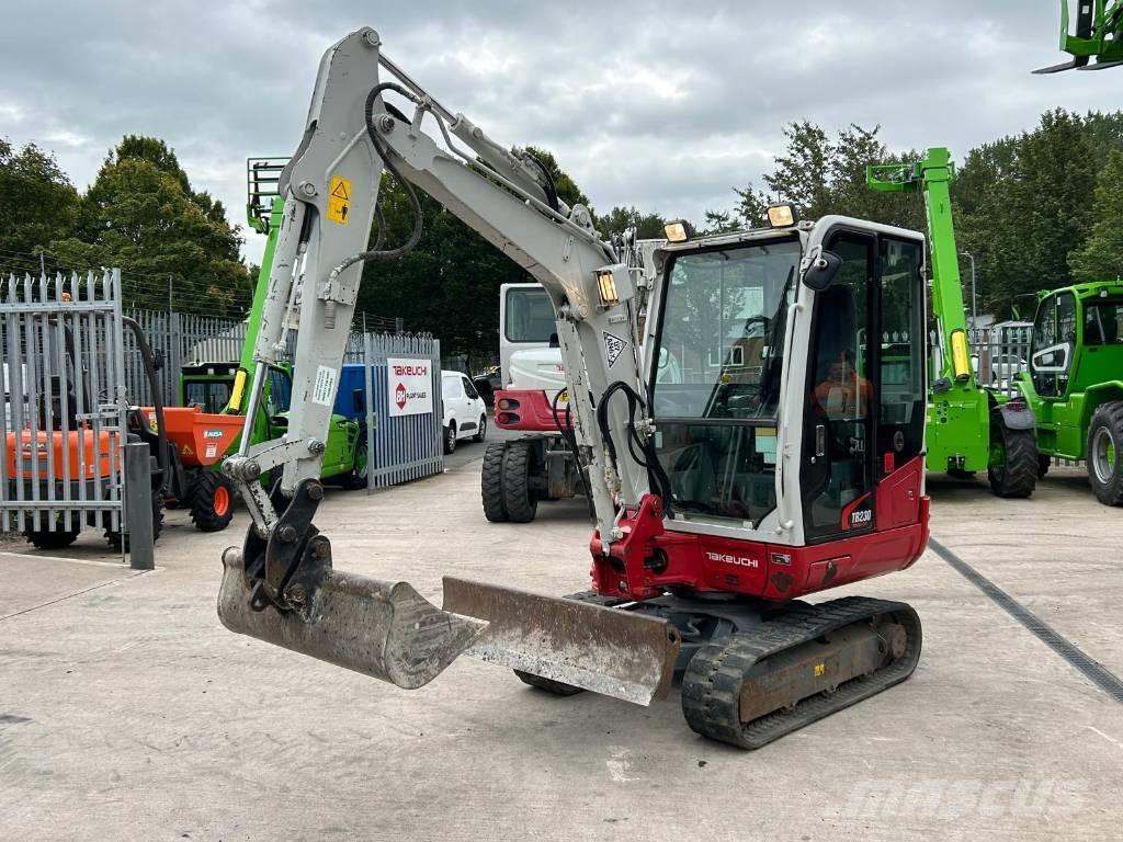 Takeuchi TB 230 Minigraafmachines < 7t