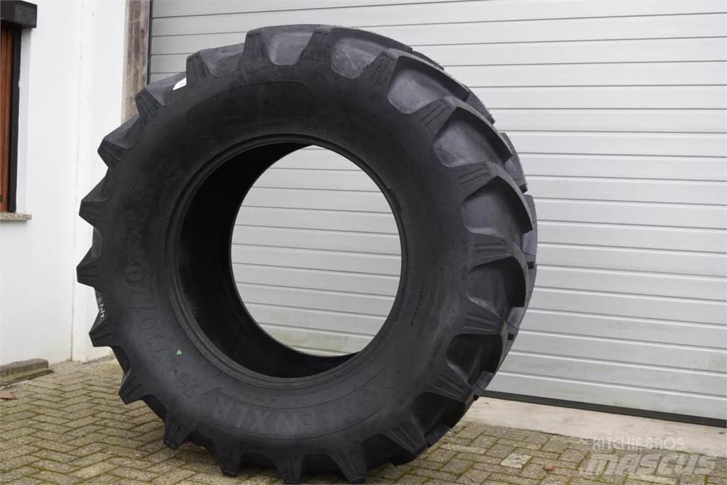 710/70R38 ***GRI*** Banden, wielen en velgen