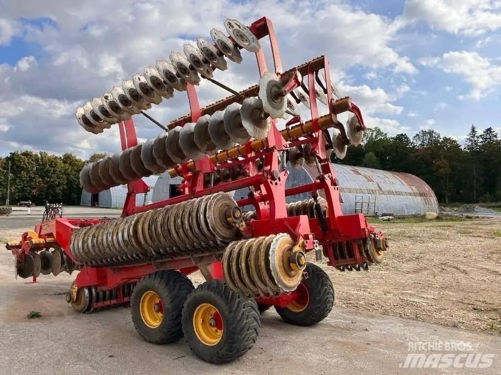 Väderstad Carrier820 Schijveneggen