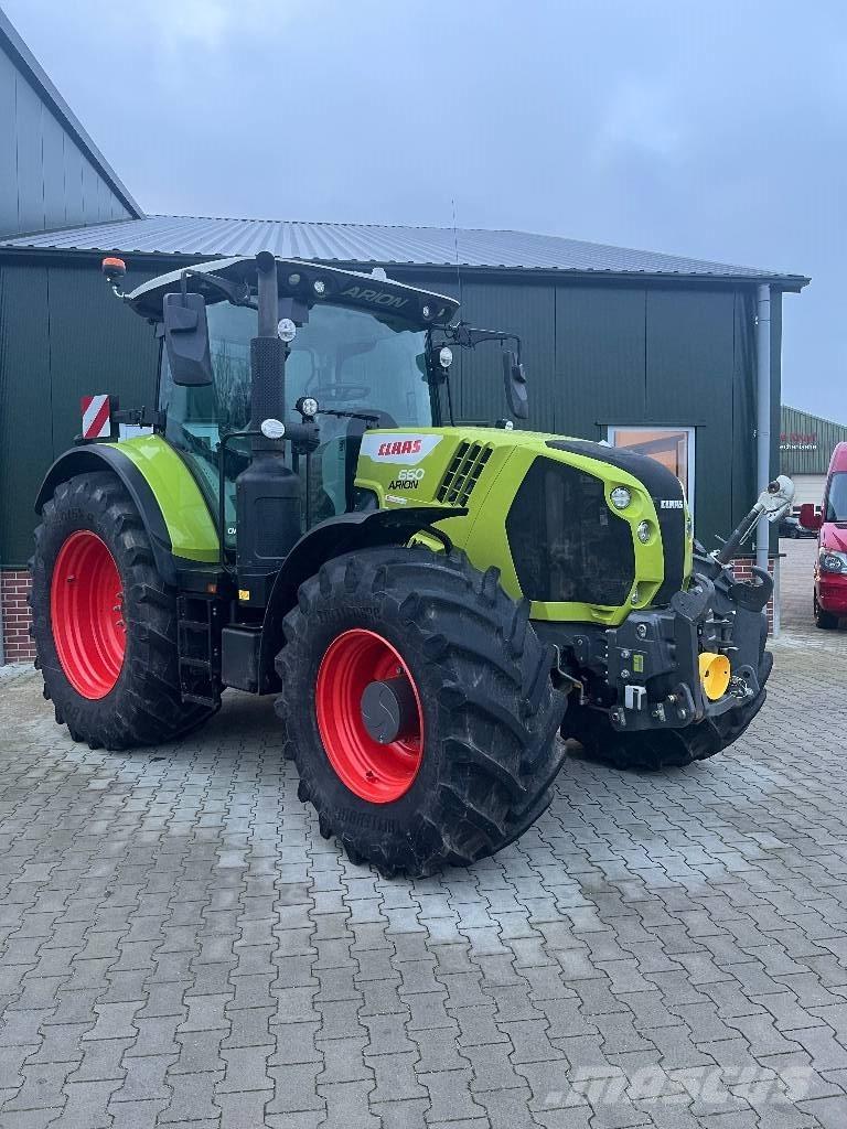 CLAAS Arion 660 Tractoren