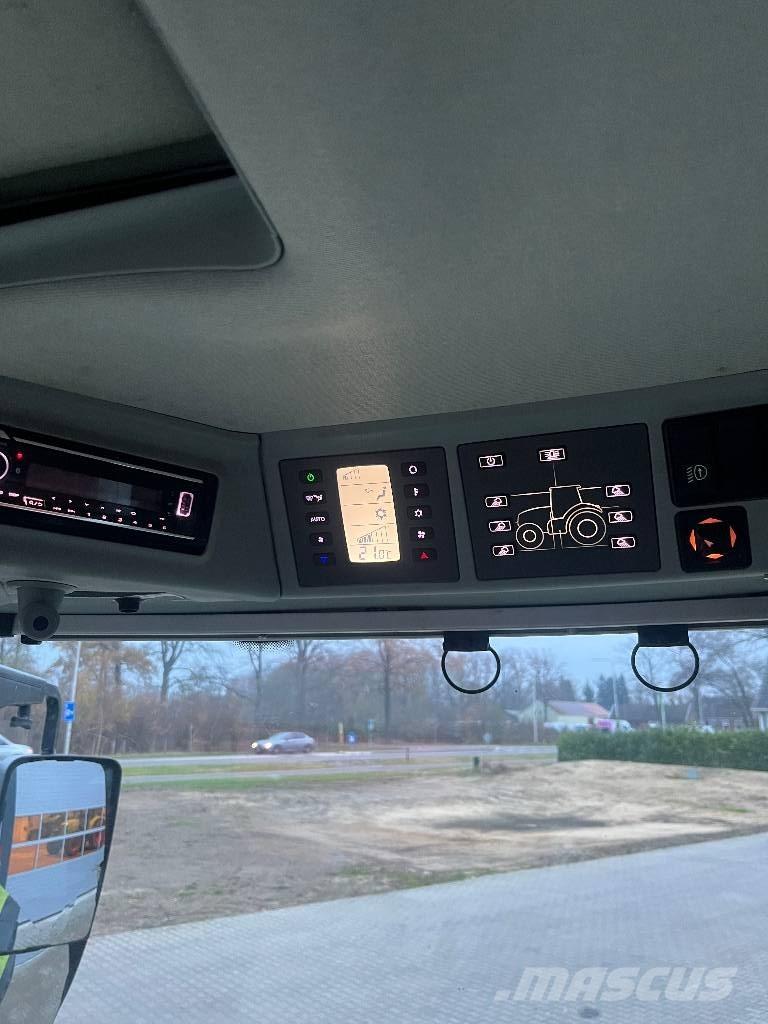 CLAAS Arion 660 Tractoren